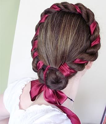 this is really pretty :) rope braid + ribbon Elizabethan Hair, Medieval Hair, Historical Hairstyles, Medieval Hairstyles, Ribbon Braids, Pretty Braids, Hair Tape, Halo Hair, Fake Hair