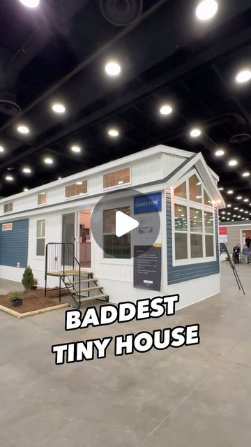 Tiny House Bungalow Style, Perfect Tiny House, How To Decorate A Tiny House, Tiny Home Renovations, Tiny Home Interior Ideas Layout, Affordable Tiny Homes, Tiny Home Videos, Backyard House Ideas Tiny Homes, Tiny House In Backyard