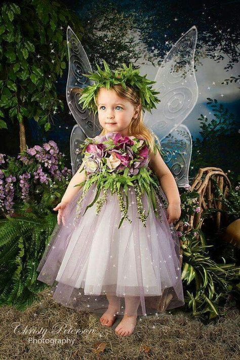 Little fairy Purple Fairy Costume, Pola Rok, Fairy Photography, Purple Fairy, Fairy Dresses, Fairy Clothes, Fairy Birthday, Fairy Parties, Fairy Princesses