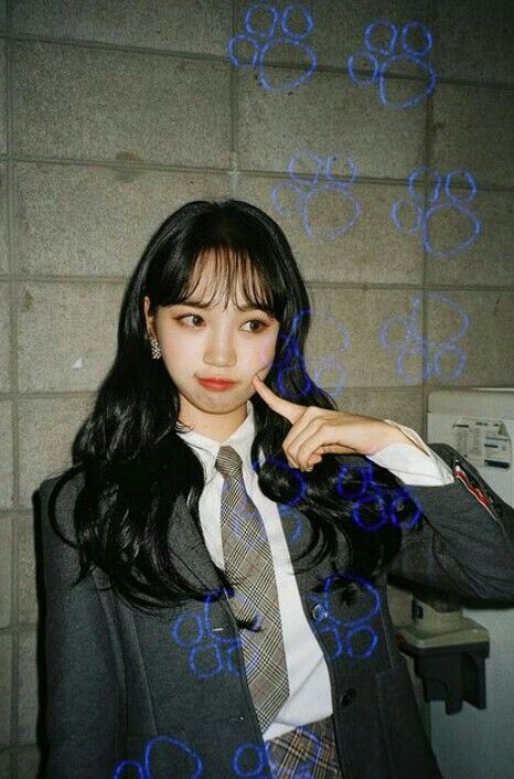 Iz One Chaewon, Jin Jang, Pledis 17, Iz One, Blue Aesthetic, K Idols, Instagram Update, Pop Group, Hair Trends