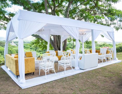 Cabana Tent Decor, Tent Set Up Ideas Inside, Lobola Decor, Emerald Wedding Decor, Outdoor Tent Party, Cabana Tent, Wedding Decorations Diy Centerpiece, Wedding Tent Decorations, Boy Party Decorations