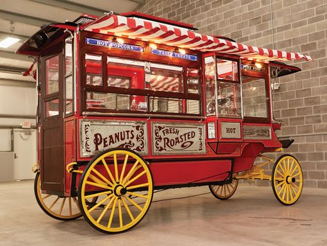 1904 Cretors Model D Popcorn Wagon Popcorn Machines, Circus Food, Hot Popcorn, Food Vans, Container Cafe, Food Kiosk, Wagons For Sale, Popcorn Machine, Food Cart