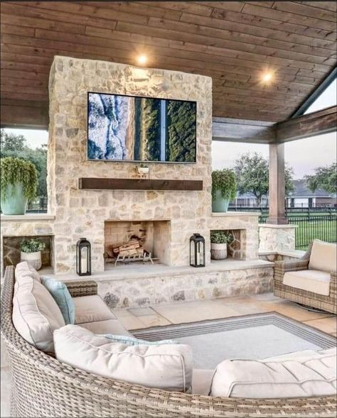 Outdoor Covered Patio, Outdoor Fireplace Patio, Backyard Fireplace, Dream Life House, Backyard Pavilion, Backyard Remodel, Living Modern, Backyard Inspiration, Outdoor Living Room