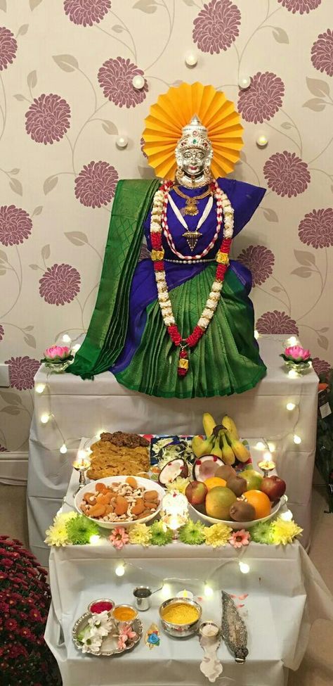 Varamahalakshmi Block Party Food, God Lakshmi, Tulasi Plant, Puja Decor, Lakshmi Pooja, Varalakshmi Vratham, Pooja Decor, Ganapati Decoration, Desi Wedding Decor