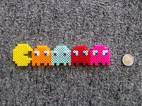 Pac Man Perler Beads, Black Fingers, Easy Perler Beads Ideas, Perler Art, Diy Perler Bead Crafts, Perler Crafts, Hama Beads Patterns, Melty Beads, Diy Perler Beads