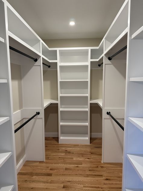 Long Small Closet Ideas, Walk In Closet Ideas Wood, Simple Closet Remodel, Small Closet For Two People, Walking Closet For Small Room, How To Build Walk In Closet, 6 X 12 Closet Layout, Maximize Small Walk In Closet Space, Long Master Closet Layout