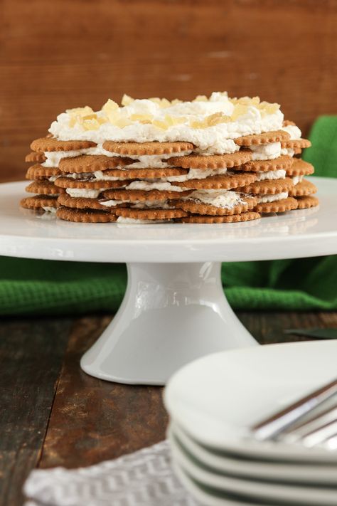 easy 4 ingredient gingersnap icebox cake is super simple to put together, delicious, and keeps well so you can make it in advance. Molasses Cookie, Ginger Snaps Recipe, Ice Box Cake, Chewy Ginger Cookies, Brownie In A Mug, Buy Cookies, Molasses Cookies, Icebox Cake, Ginger Cookies