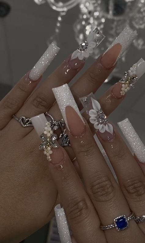 Nails Art Simple, Nail Art 2022, Nail Art For Short Nails, Art For Short Nails, Quince Nails, Nail Art Inspo, Quinceanera Nails, Nails Art Ideas, Nail Art Tips