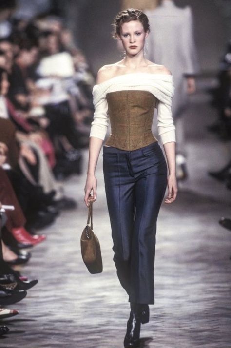 90s Runway Fashion, Runway Fashion Couture, Runway Outfits, Mode Inspo, Looks Chic, 가을 패션, Looks Style, Mode Inspiration, Looks Vintage