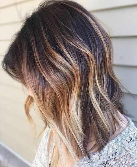 Bronde+Balayage+For+Dark+Brown+Hair Brown And Blonde, Brown Ombre Hair, Bronde Hair, Ombre Hair Blonde, Brunette Balayage, Trendy Hair Color, Penteado Cabelo Curto, Ombre Hair Color, Hair Color Balayage