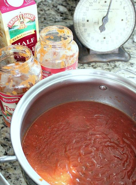 Pasta Sauce Tomato Soup, Tomato Soup From Spaghetti Sauce, Tomato Soup From Pasta Sauce, Tomato Soup With Spaghetti Sauce, Tomato Soup From Marinara Sauce, Tomato Soup With Pasta Sauce, Tomato Soup Using Marinara Sauce, Tomato Soup Spaghetti Sauce, Canned Tomato Soup Hacks