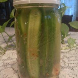 Blue Ribbon Horseradish Pickles - Allrecipes.com Homemade Horseradish, Pickle Recipes Homemade, Dill Pickle Recipe, Blue Ribbon Recipes, Pickle Recipes, How To Make Pickles, Best Pickles, Quick Pickled Onions, Spicy Pickles