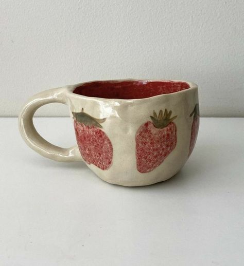 Pretty Mugs, Tanah Liat, Keramik Design, Pottery Crafts, Diy Pottery, Ceramics Pottery Art, Ceramics Ideas Pottery, Cool Mugs, Diy Clay Crafts