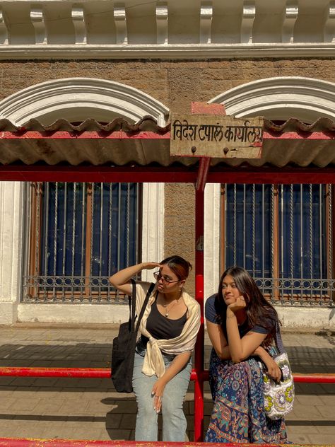 a hot afternoon in south bombay South Bombay, Bus Stop, Mumbai, Indian Fashion, Desi, India, Photography