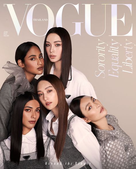 Group Magazine Photoshoot, Group Magazine Cover, Miki Bihon, Recruitment Photoshoot, Woman Photoshoot Poses, Vogue Thailand, Group Photoshoot, Group Photo Poses, Group Picture Poses