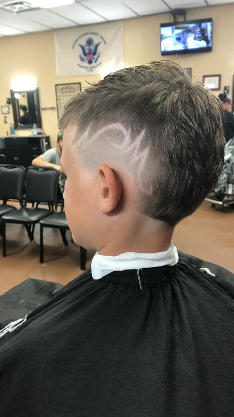 Burst Design Haircut, Barber Freestyle Design, Burst Fade Mullet Design, Fade With Cross Design, Burst Fade With Design, Burst Fade Designs, Corte Freestyle, Haircuts Designs, Boys Haircuts With Designs