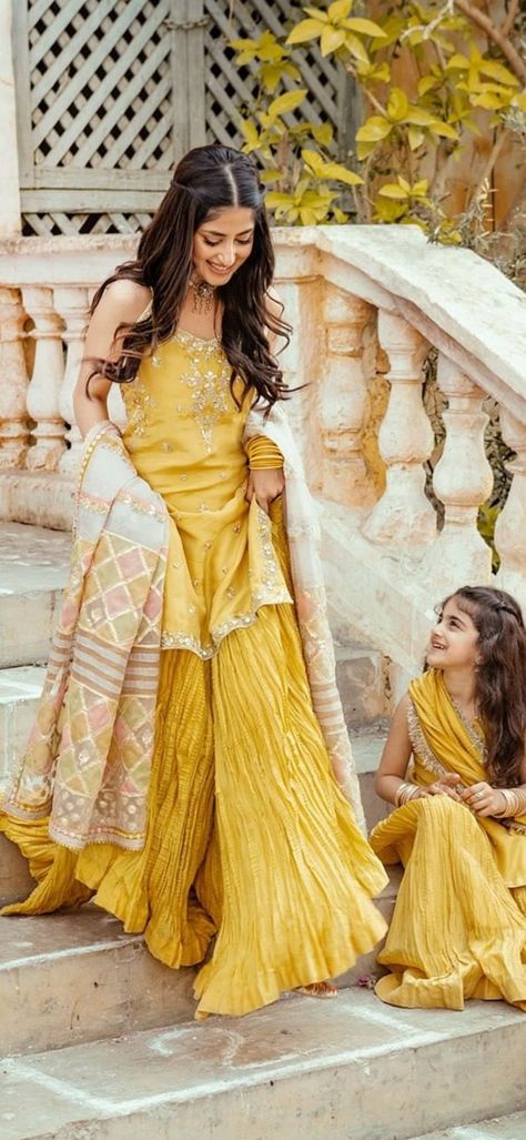 Yellow Desi Outfit, Hairstyles On Sharara Dress, Hairstyles For Sharara Dress, Mayoun Dress Pakistan Yellow Simple, Simple Mehndi Outfit, Mendhi Outfit Simple, Mayoun Dresses, Yellow Gharara For Haldi, Yellow Mehndi Outfit