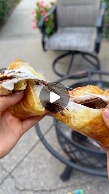 Montana Mascio on Instagram: "Level up your s’mores this summer by replacing the Graham crackers with croissants. Don’t get me wrong, I love Graham crackers, but something about the buttery layers of a warm croissant get me every time. Plus I like that the croissant adds richness without adding any sweetness to the already sweet marshmallow and chocolate 🔥 🥐 🍫 
-
-
-
-
-
-
#smores #croissant #marshmallow #chocolate #hersheys #bonfire #campfire #summer #summerdesserts #summernights #easydessert #dessertideas #easyrecipes #painauchocolat #june #surlatable #makemore" Crescent Roll Smores, Marshmallow Croissant, Smores Croissant, S’mores Puff Pastry, Crescent Rolls S’mores, S’mores Croissant, Marshmallow And Chocolate, Marshmallow Chocolate, I Like That