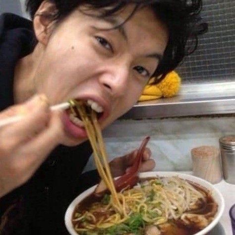 Eating Noodles, Not Musik, Kento Yamazaki, Asian Actors, Kpop Memes, Pose Reference, Boyfriend Material, Favorite Celebrities, Actors & Actresses