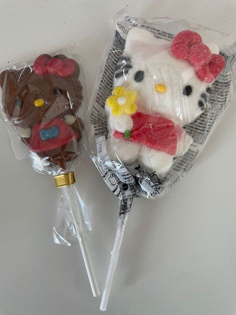 hellokitty Sakura Food, Hello Kitty N Friends, Hello Kitty Candy, Hello Kitty Core, Sanrio Food, Hello Kitty Food, Pop Cake, Hello Kitty Things, Food Kawaii