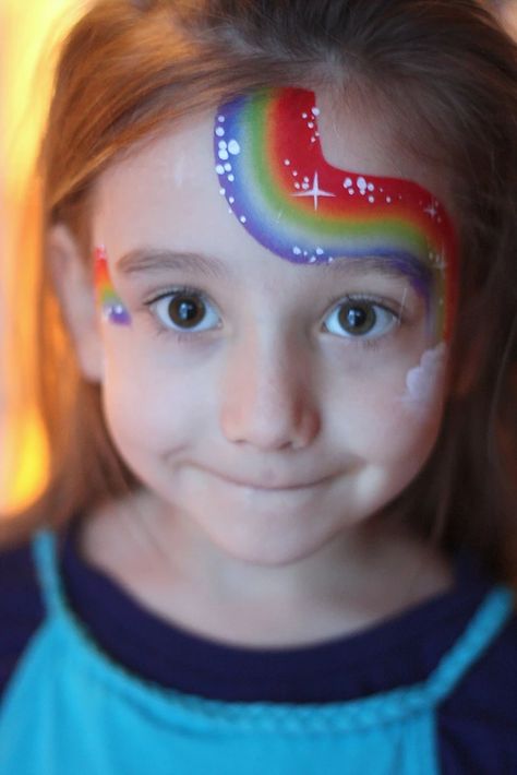 Rainbow Face Paint, Festival Face Paint, Halloweenský Makeup, Christmas Face Painting, Halloween Makeup Diy, Rainbow Face, Face Painting Easy, Face Paint Makeup, Kids Face Paint