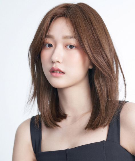 Ulzzang Hair, Korean Hair Color, Shot Hair, Asian Short Hair, Korean Hair, Shot Hair Styles, Haircuts Straight Hair, Haircuts For Medium Hair, Mid Length Hair