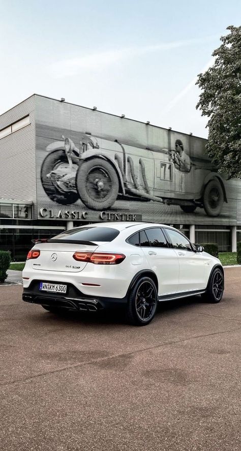 Mercedes Benz Glc Coupe, Mercedes Benz Gle Coupe, Best Suv Cars, Gle Coupe, Good Looking Cars, Cars Wallpapers, Mercedes Benz Glc, Car Volkswagen, Mercedes Car