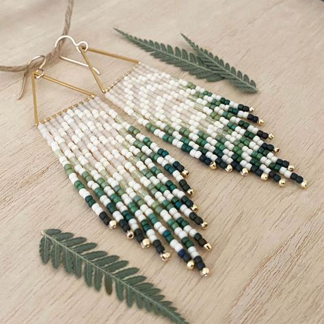 Seed Bead Earrings Patterns, Triangle Beaded Earrings, Green Beaded Earrings, Seed Bead Fringe Earrings, Seed Bead Art, Beaded Jewelry Pattern, Seed Bead Jewelry Patterns, Deep Forest Green, Beaded Fringe Earrings