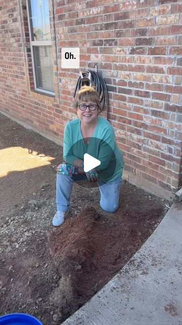 Dee A. Nash on Instagram: "I’m helping my son with his front garden or landscape border today, and I wanted to take a moment to do a series of videos on installing or renewing the front border of your home. 

Originally, this border was extremely narrow and had a couple of sad shrubs in it. These were dug out ahead of time. Brennan and I widened the border and bought all of our plants, mulch, and other materials ahead of time. 

Now, we’re working on getting up the landscape fabric and Bermuda grass, and it allows me to tell you how much I truly hate landscaping fabric and inorganic mulches like decorative white rock. 

While decomposed granite is beautiful if it’s well maintained in a xeriscape landscape, white deorative rock just falls down into the soil and beomes a nuisance. It also lo Making Landscape Mounds And Berms, Rock Borders Edging, Landscaping Berm, Gravel Border Ideas, Landscaping With Stones, Decomposed Granite Landscaping, Garden Border Stones, Rock Flower Beds, Landscape Border