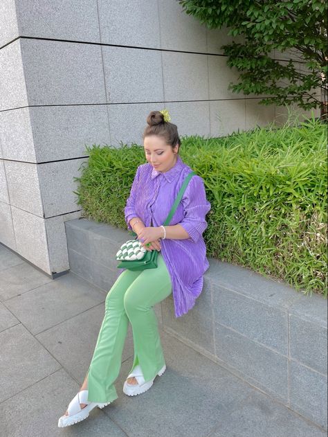 Pastel outfit, mint green, lilac, shirt dress, chunky sandals, chunky shoes, lilac, green and purple, color combo, colorful style, colorful outfit Mint And Lavender Outfit, Lilac Mint Outfit, Lilac Shoes Outfit, Purple And Green Outfits, Navy Shoes Outfit, Purple And Green Outfit, Purple And Green Aesthetic, Purple Dress Aesthetic, Green And Purple Outfit