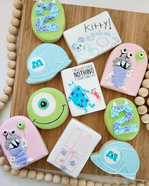 Monsters Inc Birthday Cookies, Monsters University Cookies, Monsters Inc Sugar Cookies, Monsters Inc Cookies Decorated, Pixar Cookies, Disney Cookies Decorated, Disney Sugar Cookies, Monsters Inc Cookies, Disney Baking