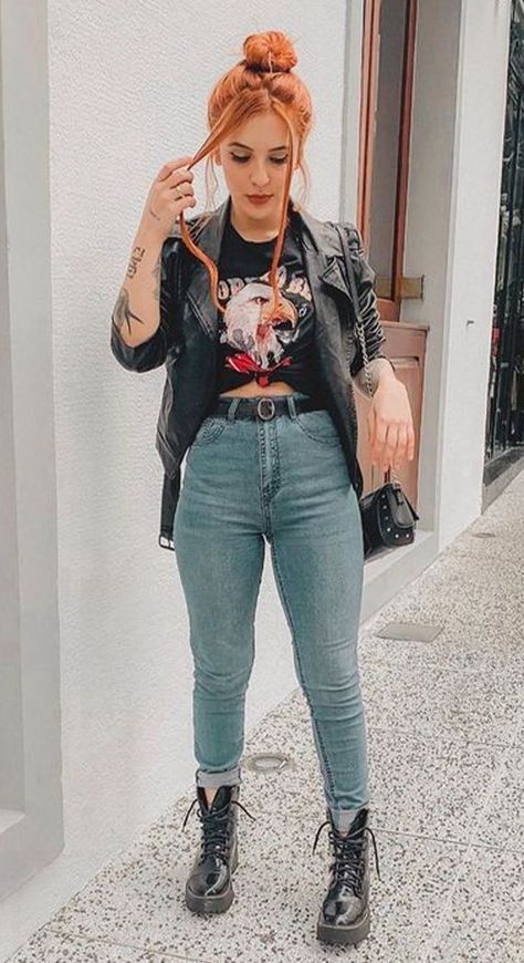 Alternative Mom Outfits, Alternative Mom Style, Spring Alternative Outfits, Outfits Rockstar Mujer, Fall Alternative Outfits, Grunge Outfits Plus Size, Festival Lollapalooza, Grungy Outfit, Rocker Outfit