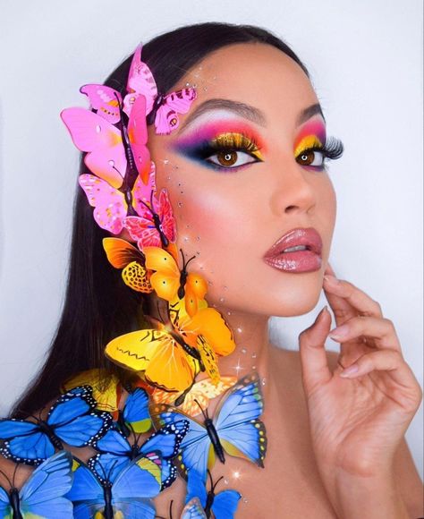 #makeup #mariposa #primavera Butterfly Inspired Makeup, Makeup Mariposa, New Makeup Ideas, Brand Makeup, Top Makeup, Makeup List, Makeup For Black Skin, Face Palette, Glamour Beauty