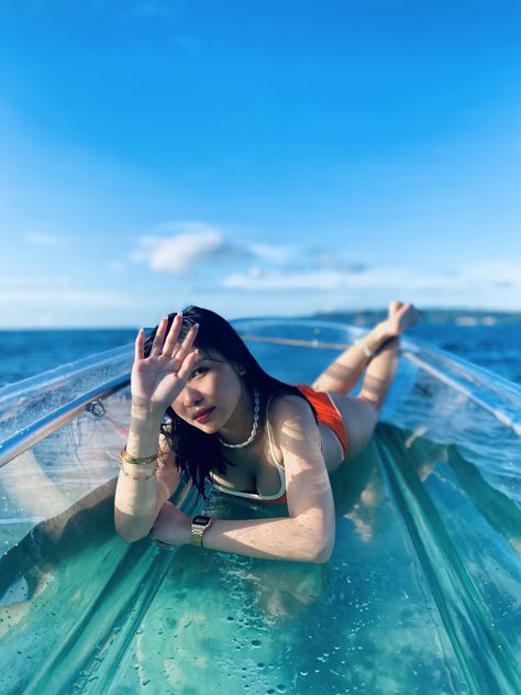 Boat Posing Ideas, Clear Kayak Pose, Crystal Kayak Pose Ideas, Boracay Pose Ideas, Kayak Photoshoot Ideas, Clear Kayak Photoshoot Ideas, Kayak Poses Photo Ideas, Boracay Photography Poses, Crystal Kayak Pose Boracay