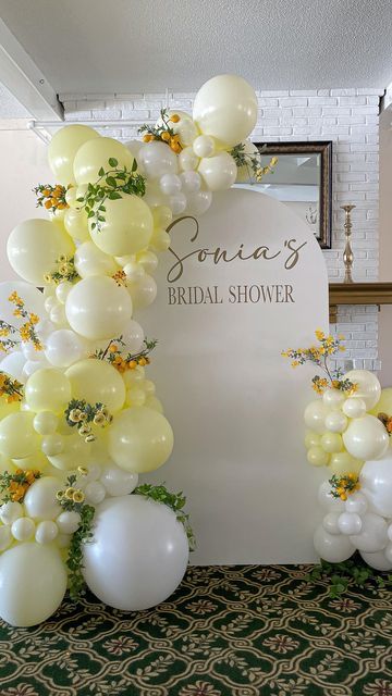 Flawless Functions on Instagram: "She Found her Main Squeeze 🍋 🍋🍋  #bridalshower #bridalshowerdecor #bridalshowerideas #lemontheme #shefoundhermainsqueeze #bridetobe #bridal #bride #balloons #balloondecor #balloondecoration" Bridal Shower Ideas Yellow, She Found Her Main Squeeze Bridal Party Backdrop, Bridal Shower Yellow, She Found Her Honey Bridal Shower Ideas, She Found Her Main Squeeze Backdrop, Bride To Bee Decoration Ideas, She Found Her Honey Bridal Shower Theme, Yellow Bridal Shower Ideas, She Found Her Main Squeeze Bridal Party