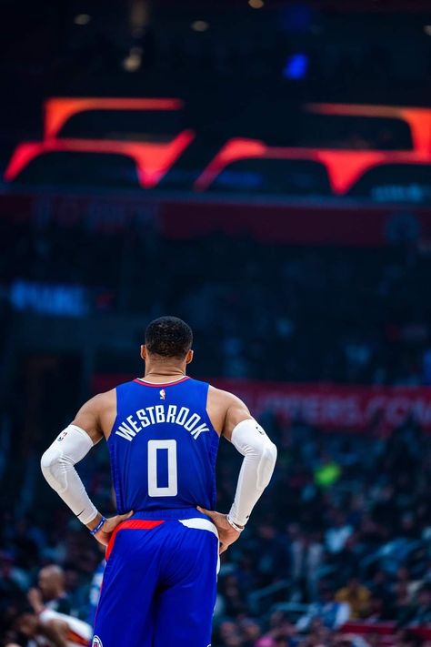 Russ Westbrook, Westbrook Wallpapers, Creative Recipes, Basketball Wallpaper, Russell Westbrook, Nba Basketball, Creative Food, Nba, Basketball