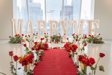 With our indoor rooftop surprise proposal, the skyline becomes your witness and love takes center stage. Enchanting Engagements orchestrates moments that speak to your hearts. Let's plan the perfect proposal – reach out today! Indoor Proposal Decorations, Proposal Decorations Indoor, Indoor Proposal Ideas, Indoor Proposal, Proposal Decorations, Rooftop Proposal, Proposal Decor, Nyc Locations, New York Rooftop