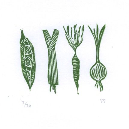 Lino print-cool idea could do with other veg or fruit prints Linoleum Print, Linocut Printmaking, Arte Peculiar, Lino Art, Relief Printing, Linocut Art, Arte Sketchbook, Print Inspiration, Fruit Print