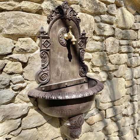 Planters On Deck, Baroque Wall, Deck Wall, Outdoor Wall Fountains, Cast Iron Wall, Wall Planters, Fountain Design, Wall Fountain, Bathroom Design Decor