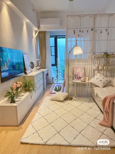 Korean Bedroom Ideas Big Spaces, Bed And Living Room In One, Feminine Studio Apartment, Curtain On Wall, Bedroom And Living Room In One, South Korea Apartment, L Shaped Room, Korea Room, Studio Layout