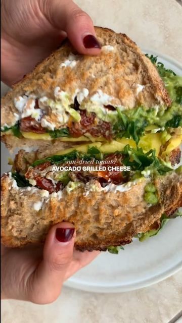 Tomato Avocado Grilled Cheese, Avocado Grilled Cheese, Grill Sandwich, 2023 Video, Tomato Avocado, Avocado Sandwich, Grilled Cheese Recipes, Mashed Avocado, Vegan Cream Cheese