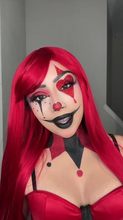 Clown Costume Women, Scary Clown Makeup, Sephora Gift, Sephora Gift Card, Cute Halloween Makeup, Halloween Makeup Diy, Cool Halloween Makeup, Halloween Clown, Amazing Halloween Makeup