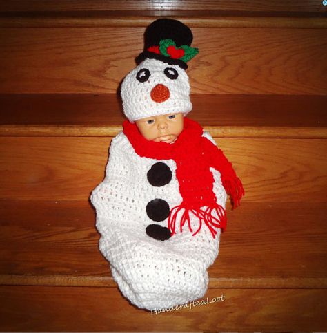 Crochet Newborn Christmas Snowman Photo Prop Outfit Set Cocoon Hat Great Shower Gift Keepsake 0-3 Months Frosty Tophat Scarf Snowman Outfit, Snowman Photo, Newborn Christmas Outfit, Snowman Photos, First Christmas Photos, Christmas Photo Props, Crochet Newborn, Crochet Snowman, Snowman Hat