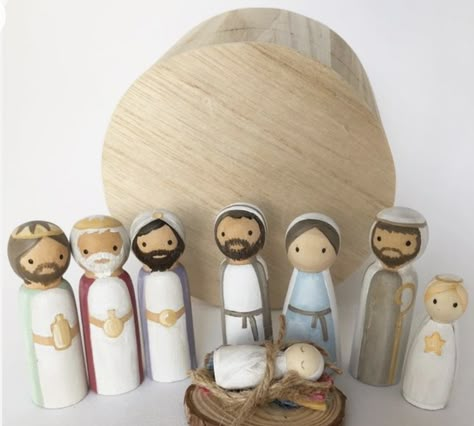 Nativity Peg Doll, Wooden Box Storage, Scandinavian Rustic, Diy Nativity, Box For Storage, Wood Peg Dolls, Bird Christmas, Wooden Peg Dolls, Clothespin Dolls