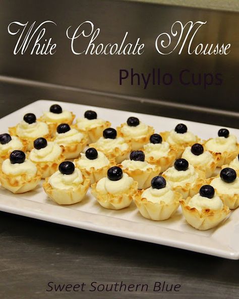 White Chocolate Mousse in Phyllo Cups ~ A quick and easy dessert. - Sweet Southern Blue Chocolate Mousse Cups, Instant Dessert, Phyllo Recipes, Hors Doeuvres, Mini Dessert Recipes, Phyllo Cups, Dessert Oreo, White Chocolate Mousse, Dessert Bites