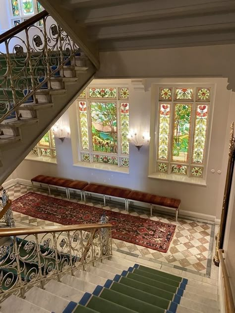 زجاج ملون, Barbie Dream House, Dream House Interior, Dream Decor, Pretty House, Dream House Decor, House Inspo, Dream Home Design, Stained Glass Windows