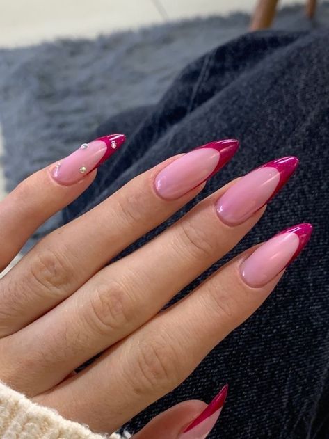 Chromatic French Nails, Pink French Design Nails, Magenta Nails French Tips, French Pink Chrome Nails, Pink Crome Nails French Tip, Pink French Tip Nails Chrome, Red And Pink French Tip, Pink French Nails Acrylic, Pink And Red French Tip Nails