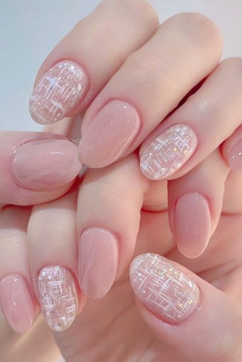 Check out these winter inspired Korean nail art designs to pick you up and beat the cold weather blues! Korean Gel Nail Designs Simple, Korean Nail Art Simple Kuku Pendek, Korean Simple Nail Art, Korean Nails Designs Winter, Korean Nail Art Winter, Korean Nails Winter, Korean Nail Art Acrylic, Winter Korean Nails, Winter Nails Korean