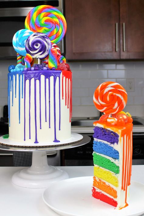 Drip Cake Recipe, Rainbow Drip Cake, Drip Cake Recipes, Rainbow Cake Recipe, Cake Drip, Candyland Cake, Recipe Photo, Rainbow Lollipops, Recipe Tutorial