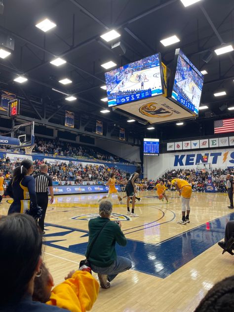 kent state vs eastern michigan, mens baketball, go flashes, sports, college, school, ncaa, nba University Dorms, Eastern Michigan, Kent State University, Kent State, Fashion Merchandising, College Girl, College School, College Girls, State University